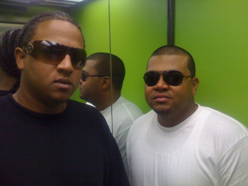 2CHILLING@RESORT45.jpg