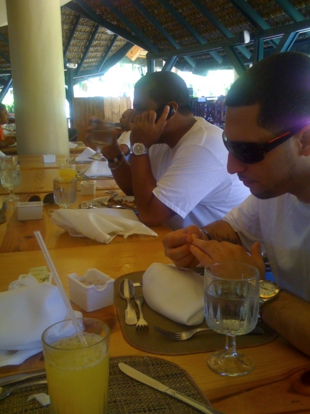 2CHILLING@RESORT5.jpg