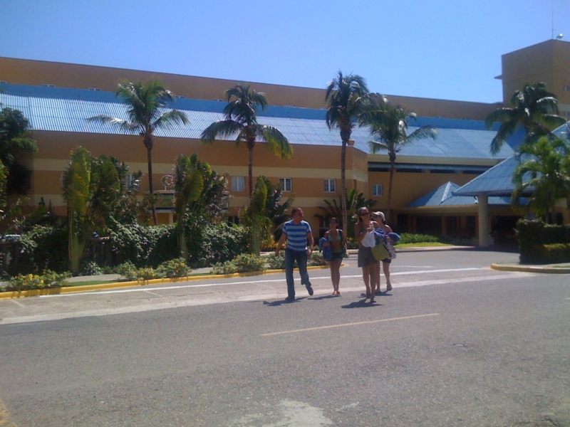 2CHILLING@RESORT70.jpg