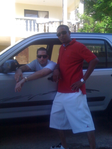 4CHILLING@BSHOP1.jpg