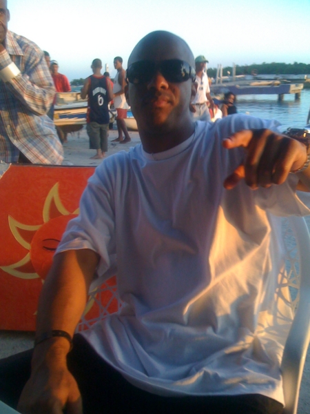 5CHILLING@DMAXIMO29.jpg