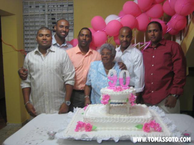 GrandmaBday4.jpg